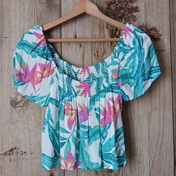 MINKPINK Tropical Floral Print Off the Shoulder Beachy Top Size Medium - Picture 3 of 5